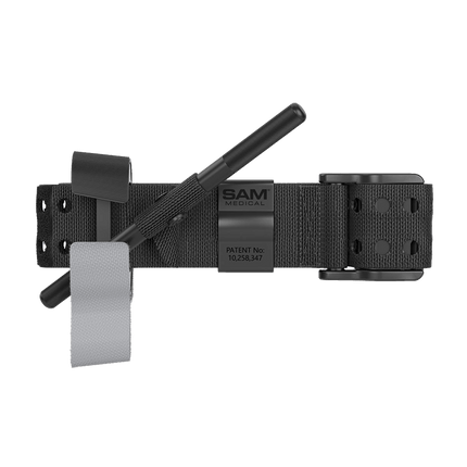 SAM XT tourniquet, svart med TRUFORCE teknologi för att stoppa livshotande blödningar.
